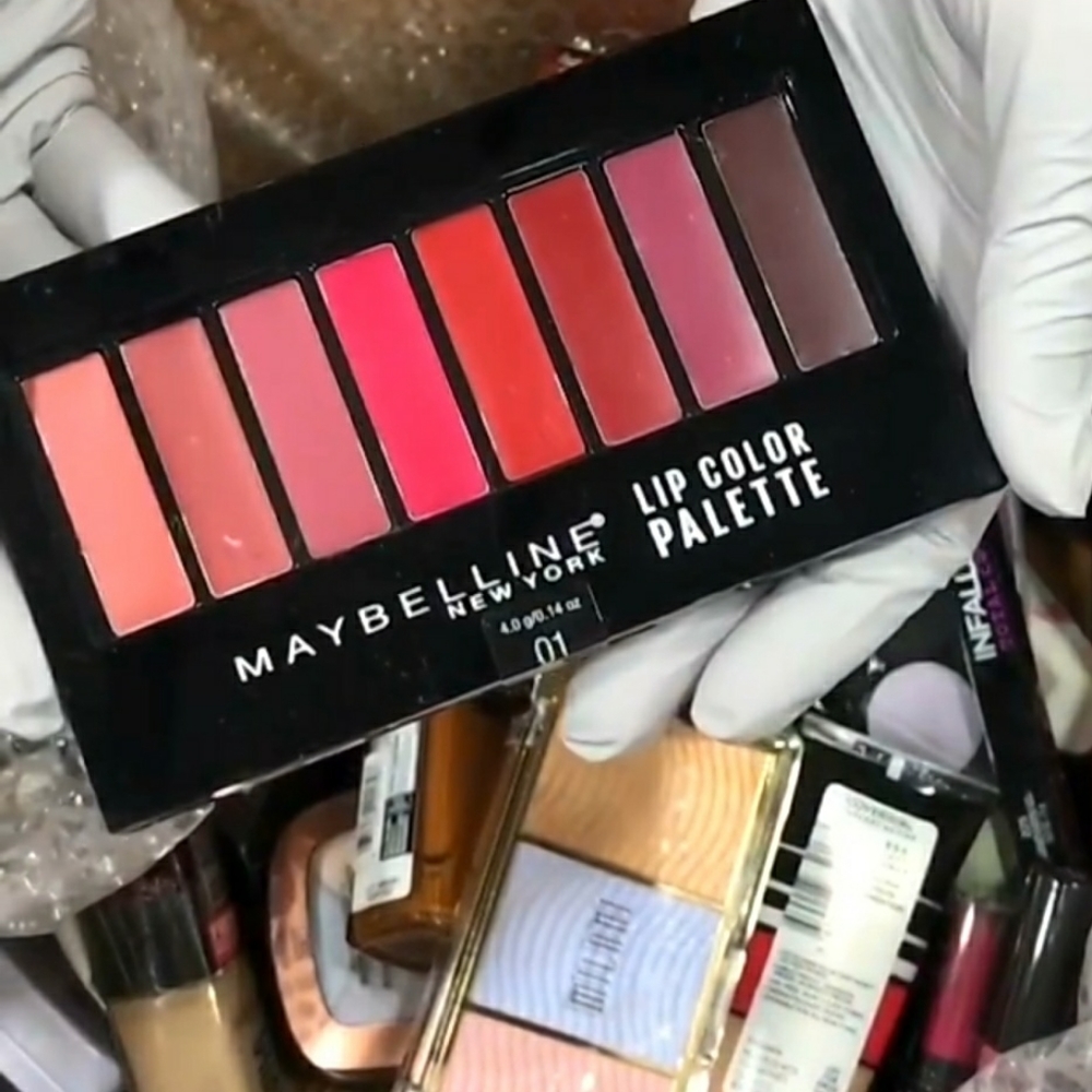 Beauty Cosmetics Box - Picture 6 of 6